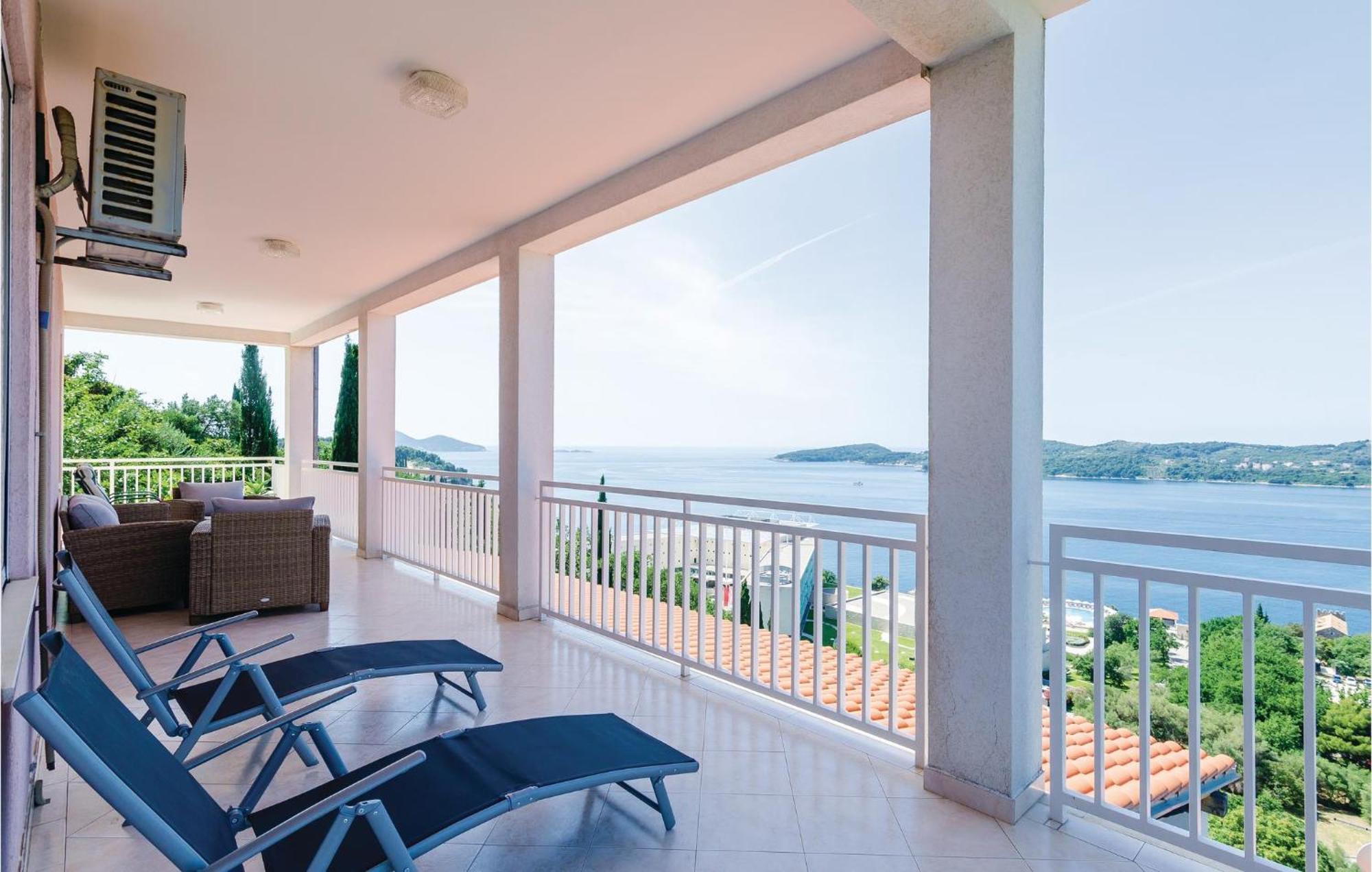 Apartment Na Krstu I Orasac Bagian luar foto
